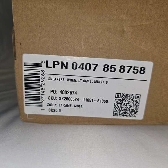 Just Fab Wren Sneaker in Lt Camel, Women's Size 6, New In Box - Picture 9 of 10